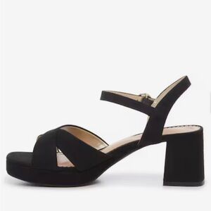 Platform sandal, size 10